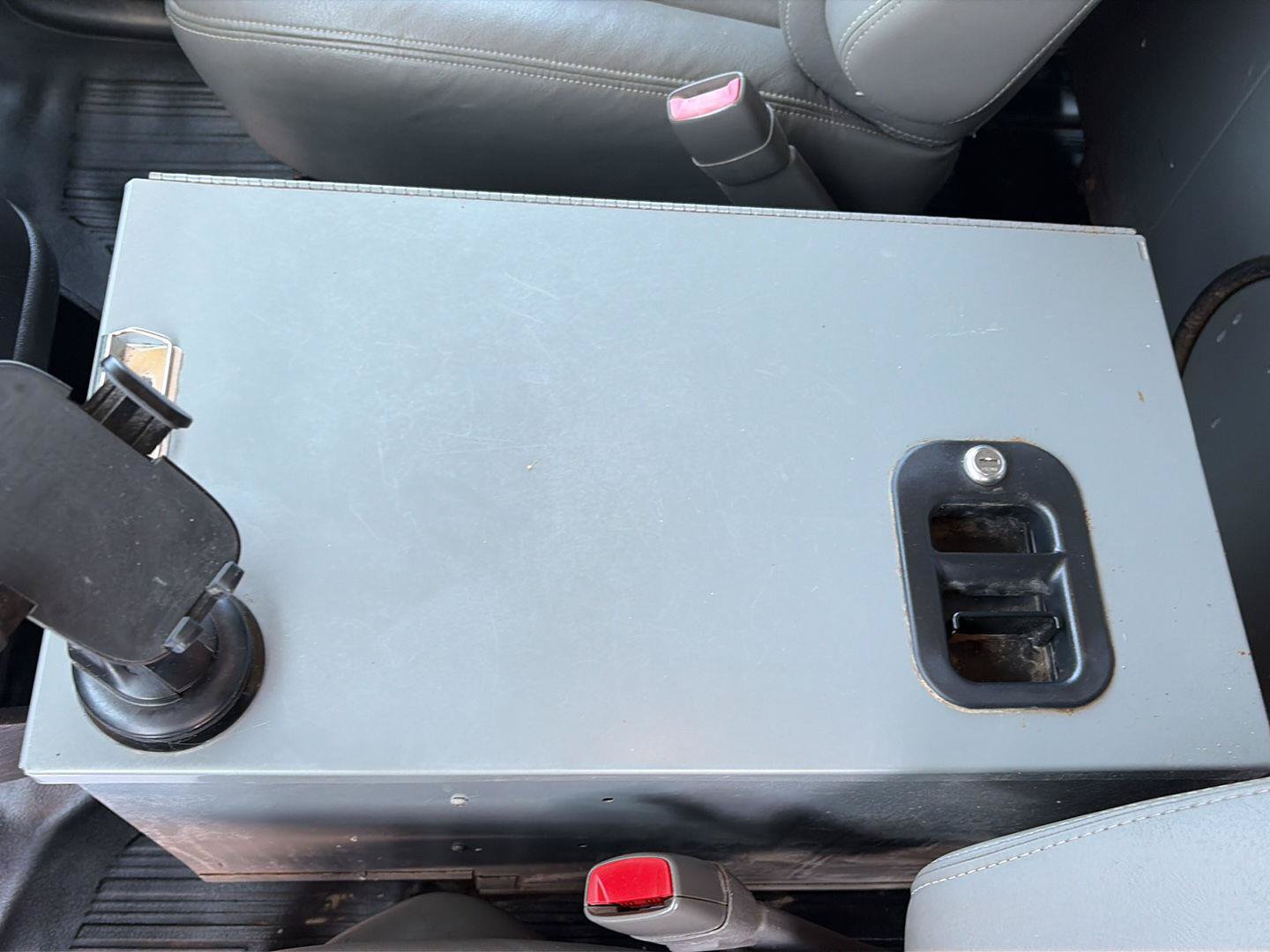 Used 2013 Chevrolet Express 2500 w/ Cold Climate Package RWD image 21