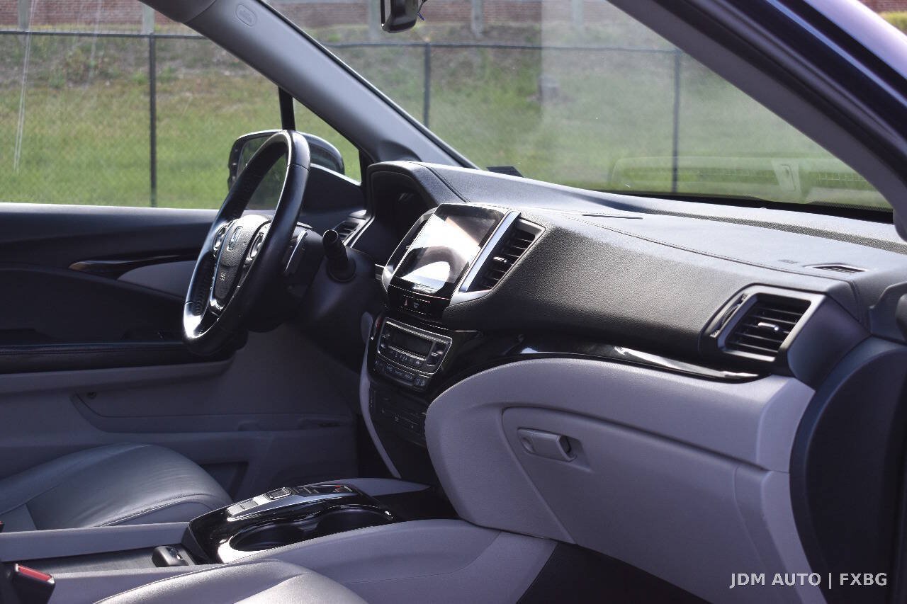 Used 2016 Honda Pilot Touring image 20