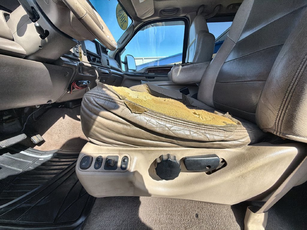 Used 2003 Ford F250 XL RWD image 14