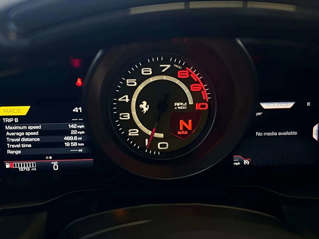 Used 2021 Ferrari F8 Tributo image 25