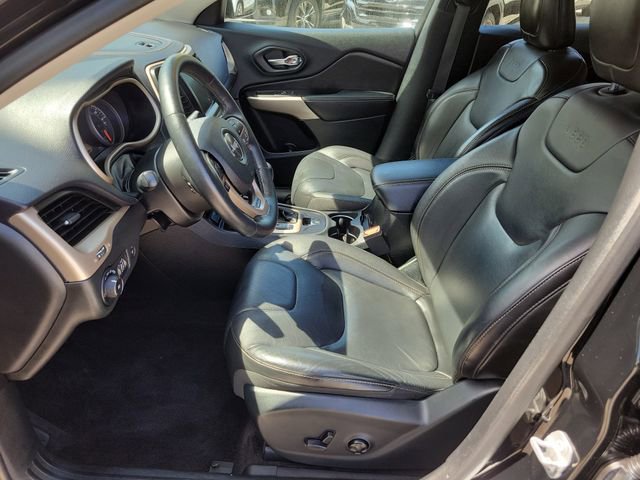 Used 2018 Jeep Cherokee Limited w/ Technology Group image 22