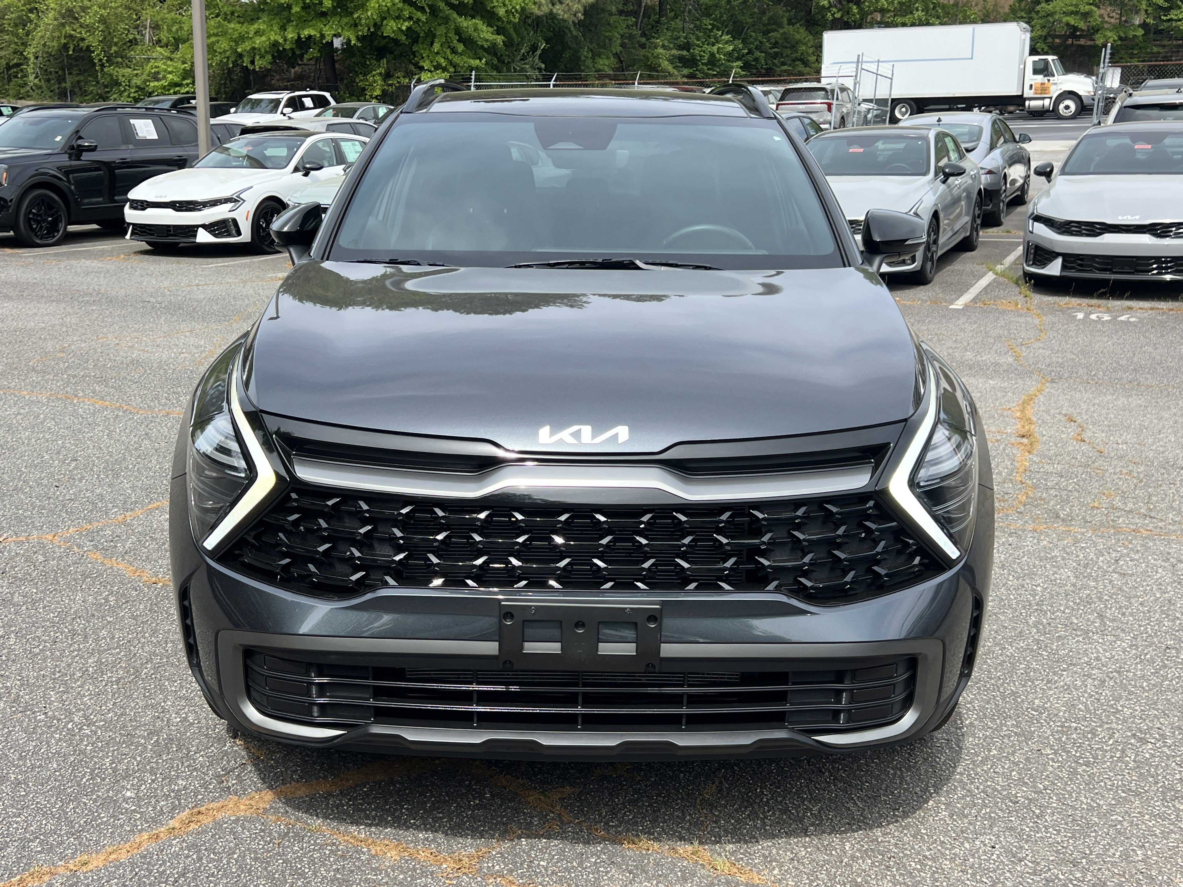 Used 2024 Kia Sportage X-Line w/ X-Line Premium Package image 2