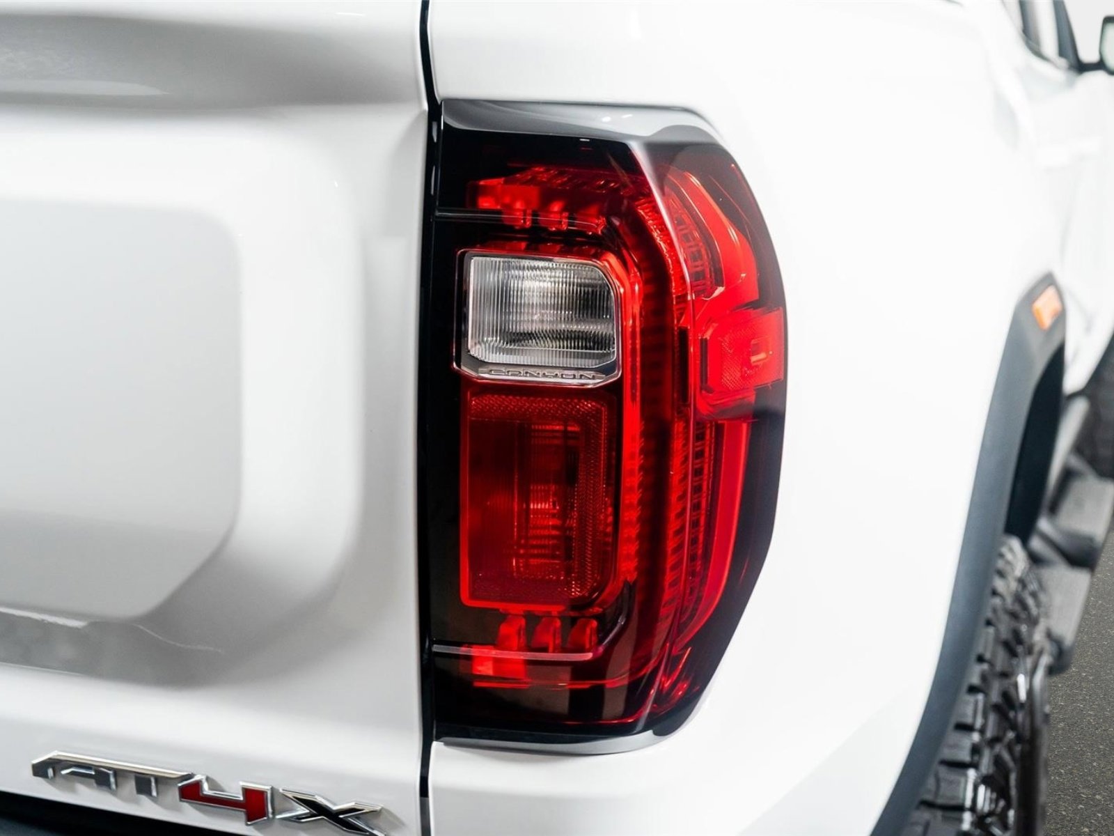 Used 2025 GMC Canyon AT4 w/ AT4X Package image 13