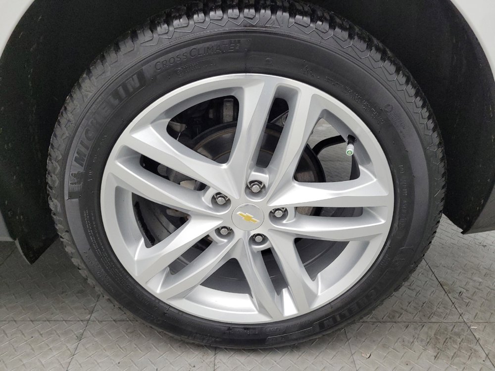 Used 2020 Chevrolet Equinox Premier image 31