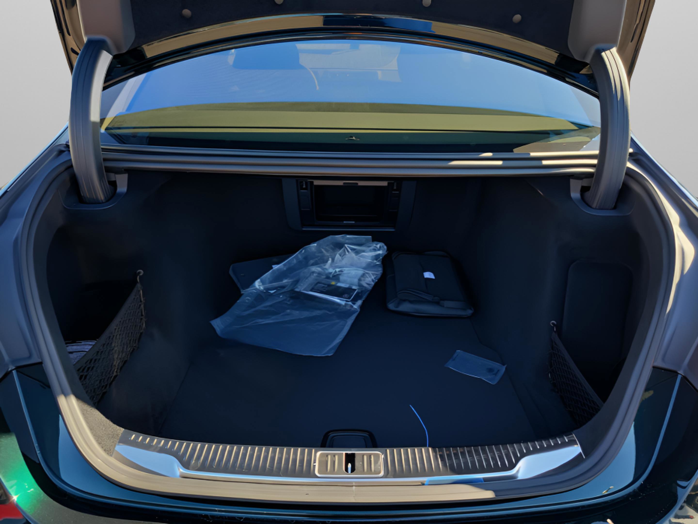 New 2026 Mercedes-Benz S 580 4MATIC Sedan image 27