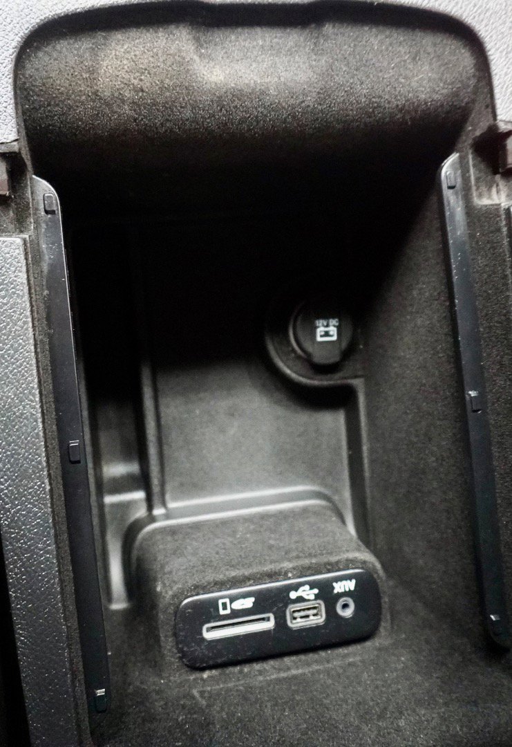 Used 2015 Dodge Charger SXT w/ Plus Group RWD image 23