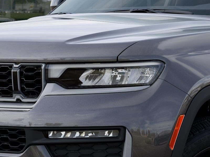New 2026 Jeep Grand Cherokee Limited w/ Limited Altitude Package RWD image 10