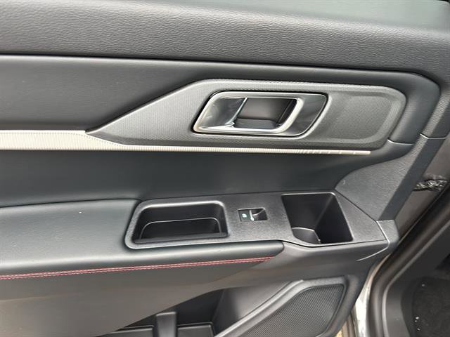 New 2026 Ford Explorer ST-Line w/ ST-Line Street Pack image 16
