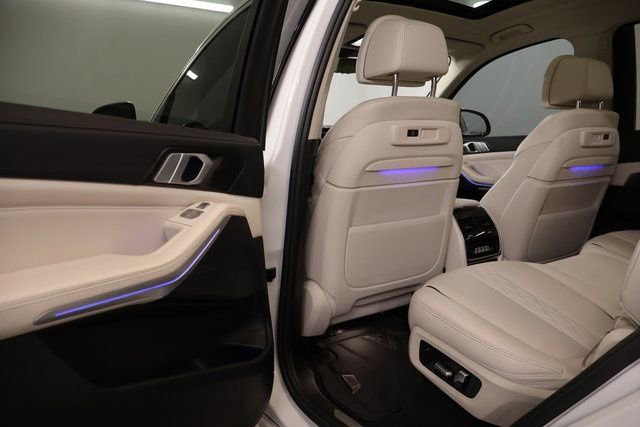 Used 2022 BMW X7 xDrive40i w/ Executive Package AWD/4WD image 29