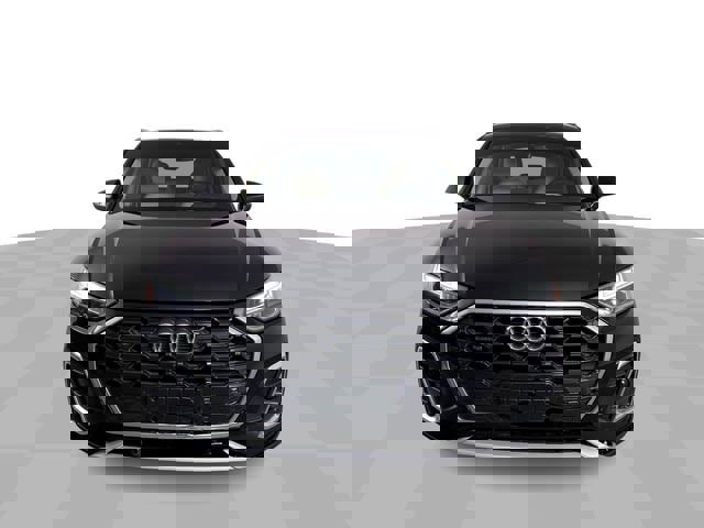 Used 2022 Audi Q5 2.0T Premium Plus w/ Premium Plus Package image 3