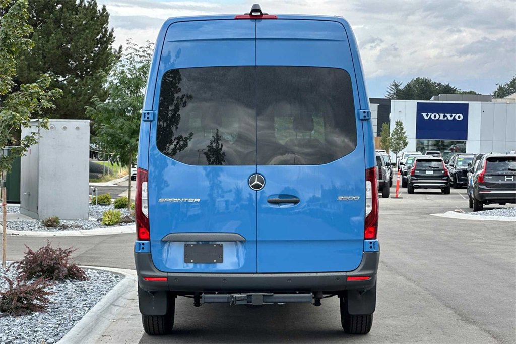 Used 2024 Mercedes-Benz Sprinter 144 Cargo image 4