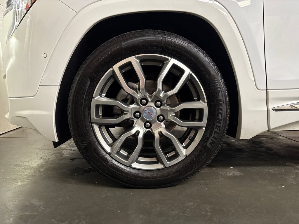 Used 2023 GMC Terrain Denali w/ Denali Premium Package AWD/4WD image 37