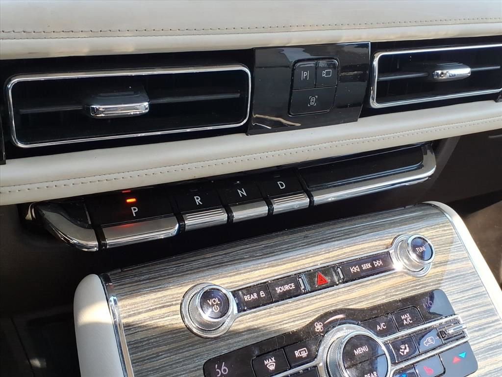 Used 2020 Lincoln Aviator Black Label w/ Dynamic Handling Package AWD/4WD image 29