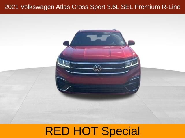 Used 2021 Volkswagen Atlas Cross Sport SEL Premium R-Line AWD/4WD image 2