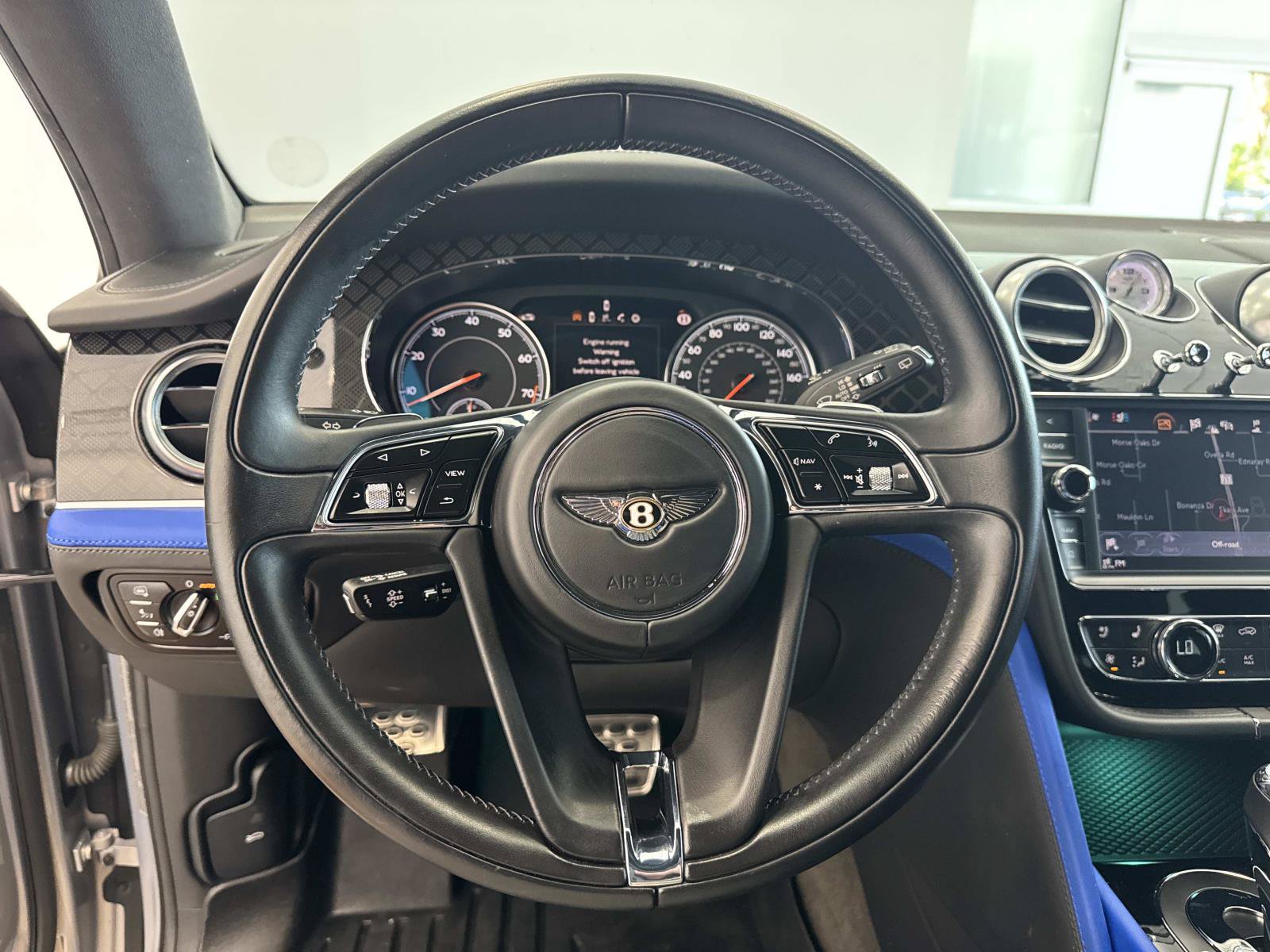 Used 2020 Bentley Bentayga Design Series AWD/4WD image 25