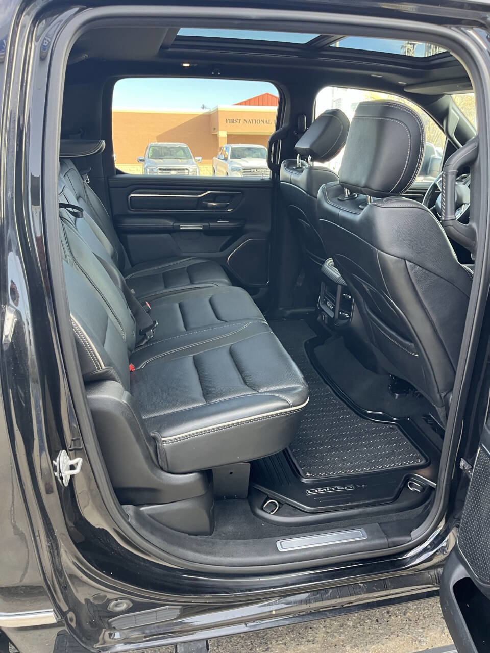 Used 2019 RAM 1500 Limited w/ Advanced Safety Group image 8