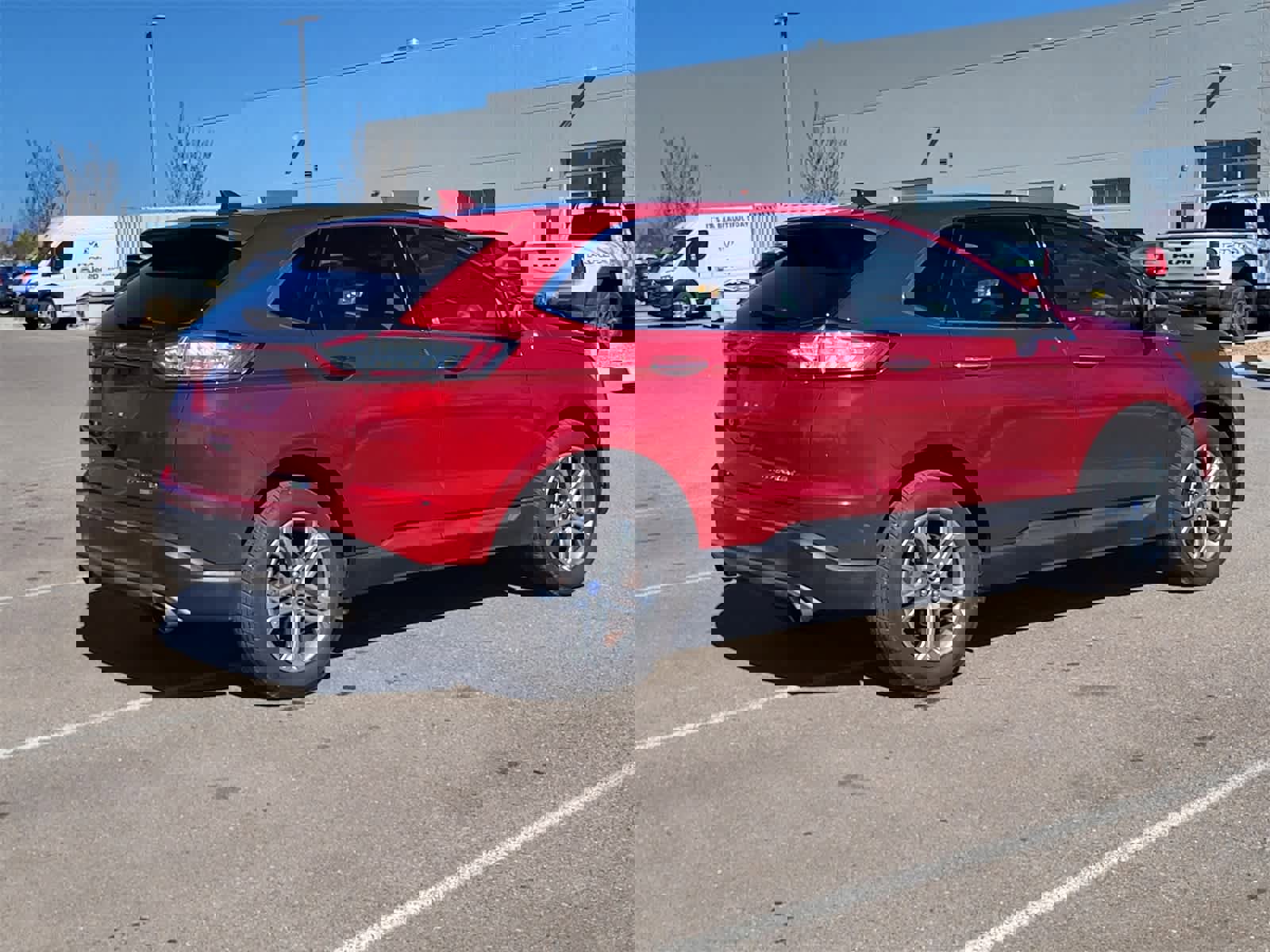 Used 2017 Ford Edge Titanium w/ Equipment Group 301A image 5