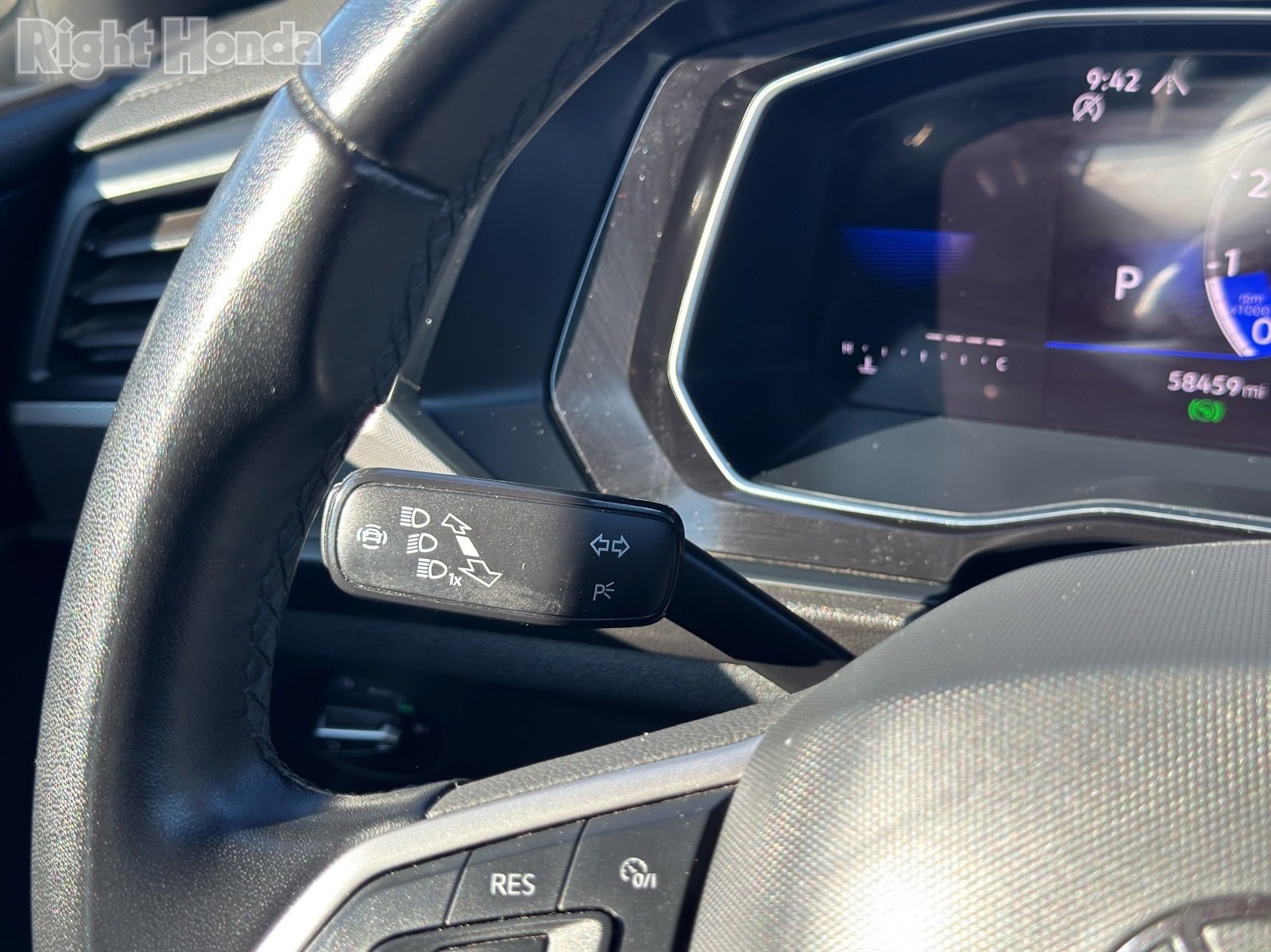 Used 2024 Volkswagen Jetta S image 28