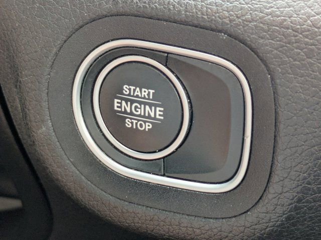 Used 2024 Mercedes-Benz GLE 450e 4MATIC image 26