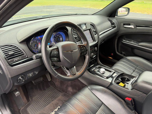 Used 2017 Chrysler 300 S w/ 300S Premium Group AWD/4WD image 11