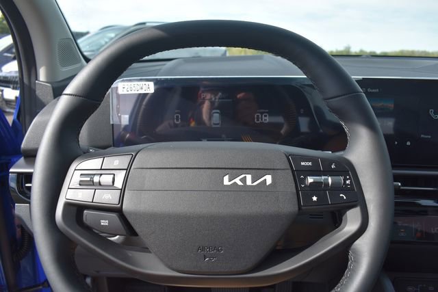 New 2026 Kia Sportage EX w/ EX Panorama Roof Package FWD image 28