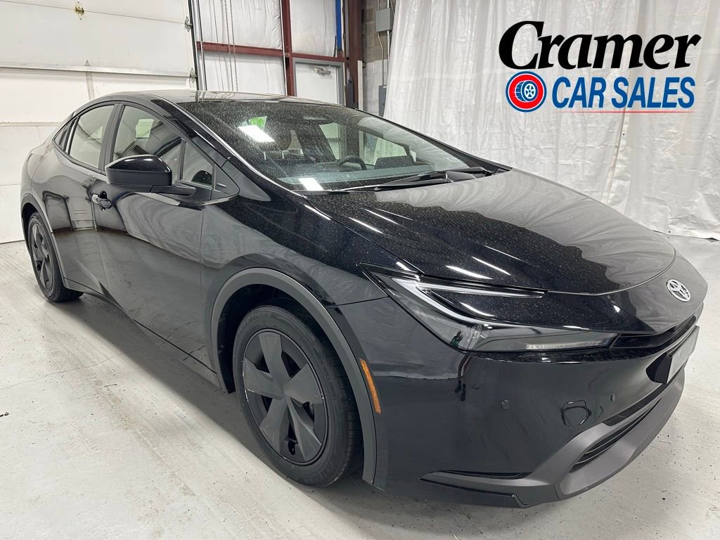 Used 2025 Toyota Prius LE