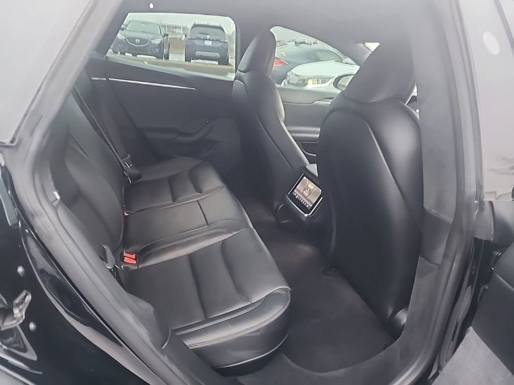 Used 2022 Tesla Model S image 25