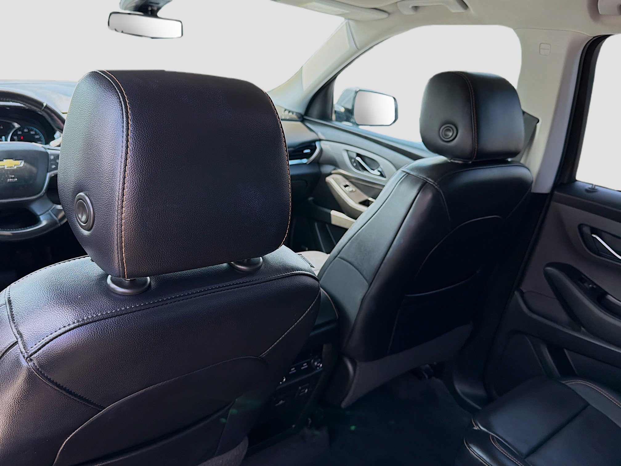 Used 2018 Chevrolet Traverse LT FWD image 25