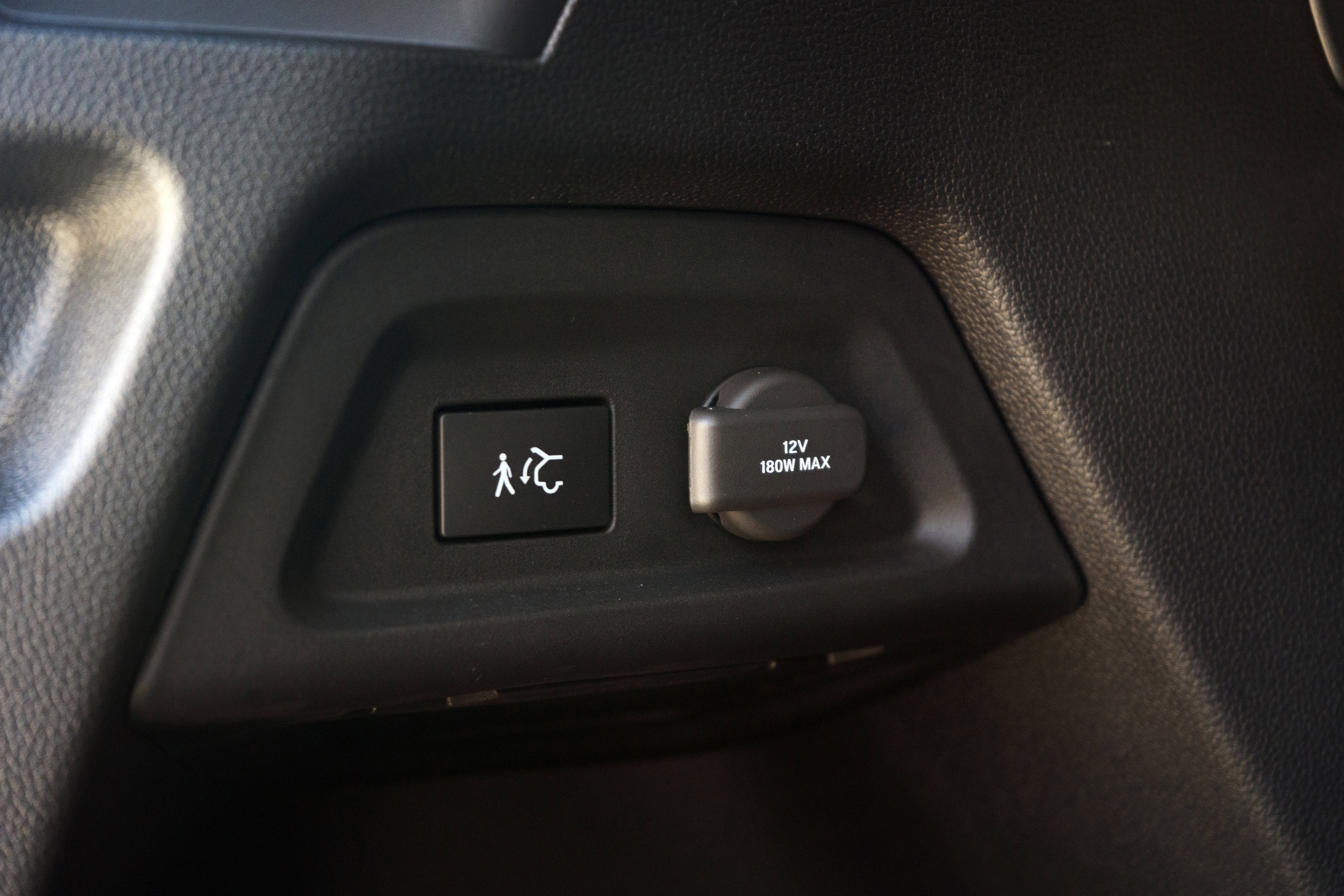 Used 2025 Honda Pilot Elite image 46