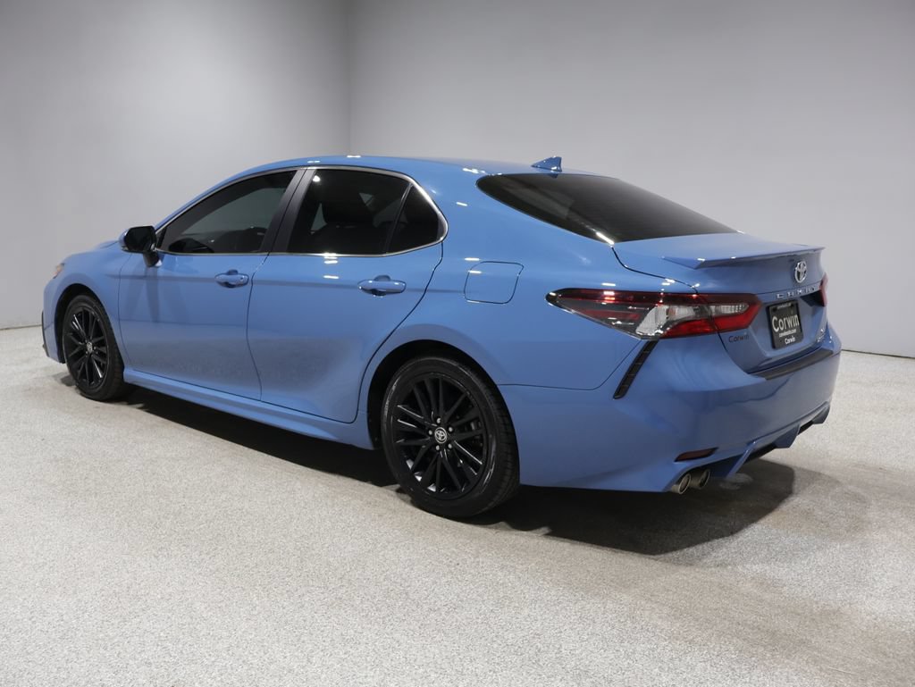 Used 2023 Toyota Camry SE w/ Audio Upgrade Package FWD image 5