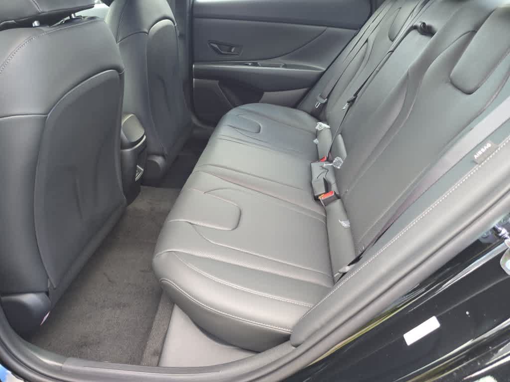 New 2026 Hyundai Elantra SEL Sport FWD image 21