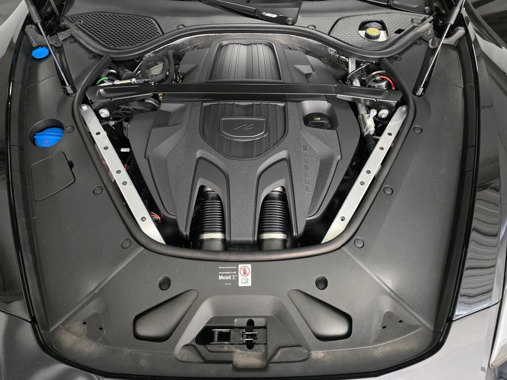 New 2026 Porsche Panamera 4 AWD/4WD image 11