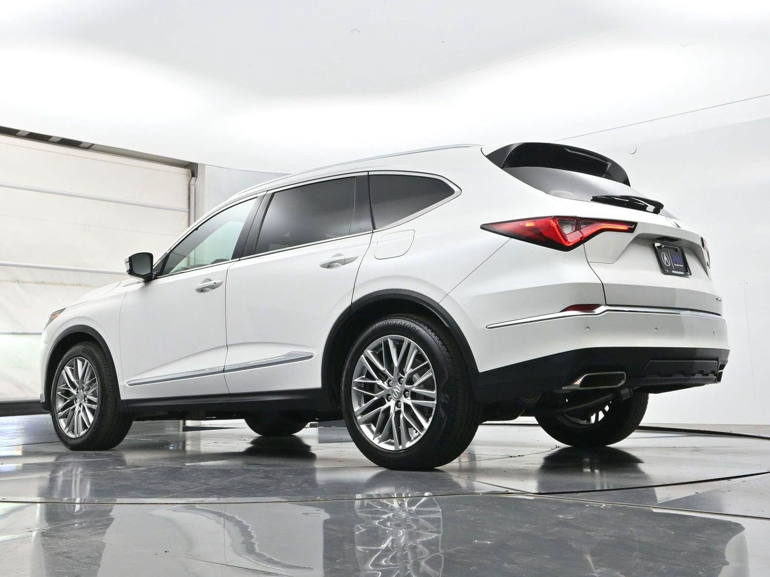 Certified 2023 Acura MDX w/ Advance Package AWD/4WD image 33