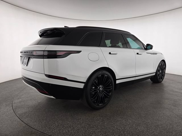Used 2026 Land Rover Range Rover Velar Dynamic SE AWD/4WD image 2