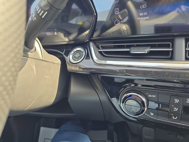 New 2026 Chevrolet Trax RS w/ Sunroof Package FWD image 23