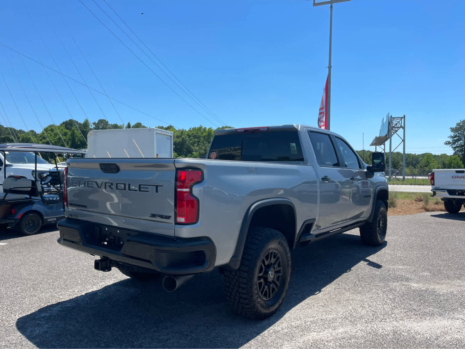 Used 2026 Chevrolet Silverado 2500 ZR2 w/ LPO, Dark Essentials Package AWD/4WD image 5