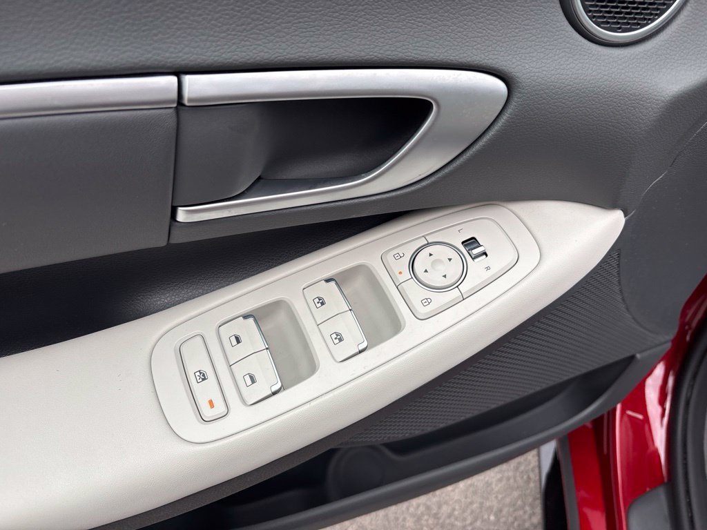 New 2026 Hyundai Sonata SEL AWD/4WD image 18