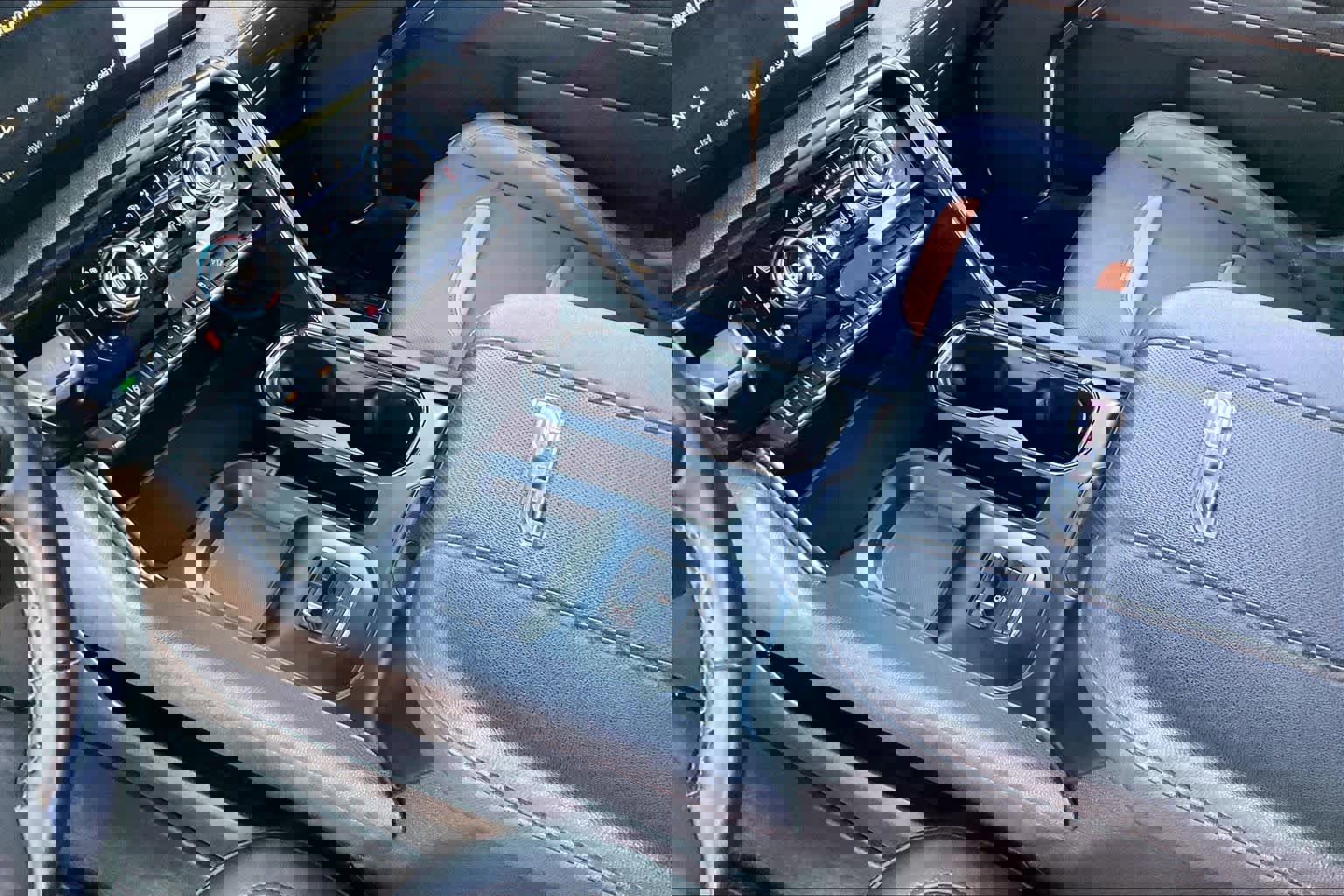 Used 2024 GMC Sierra 2500 AT4 w/ AT4 Premium Plus Package image 16