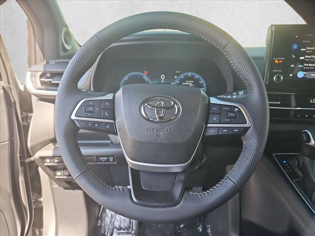 Certified 2026 Toyota Sienna Limited AWD/4WD image 14