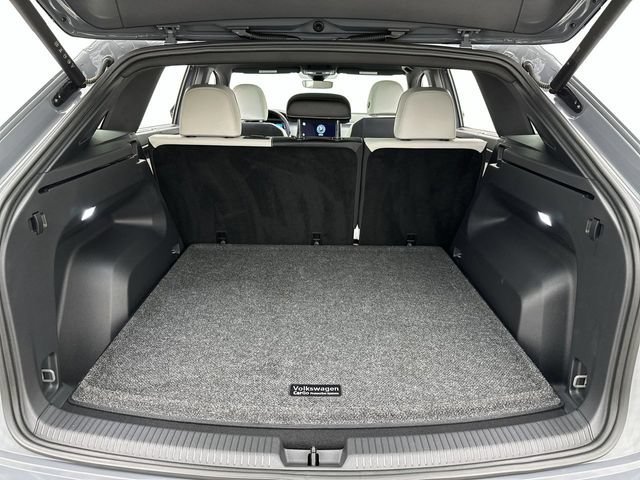 Certified 2025 Volkswagen Atlas Cross Sport SEL Premium R-Line AWD/4WD image 27
