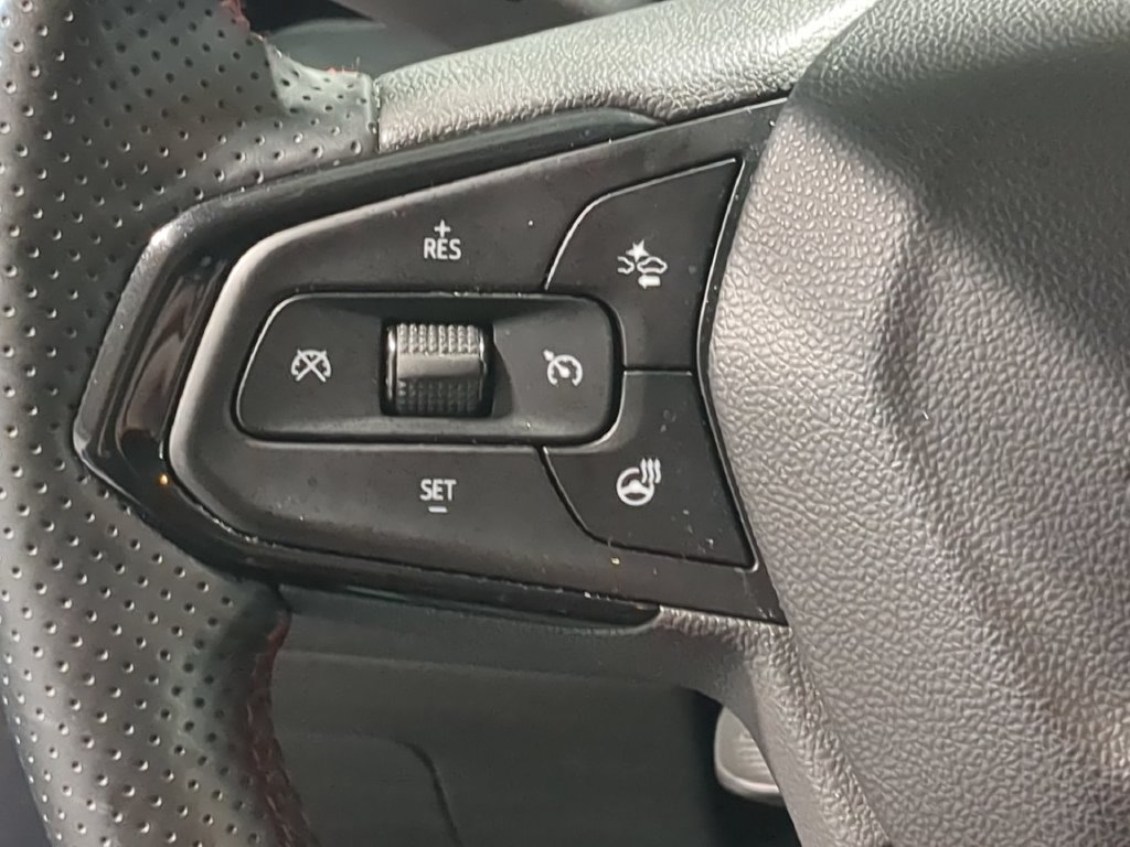Used 2024 Chevrolet Trax RS w/ Driver Confidence Package FWD image 23