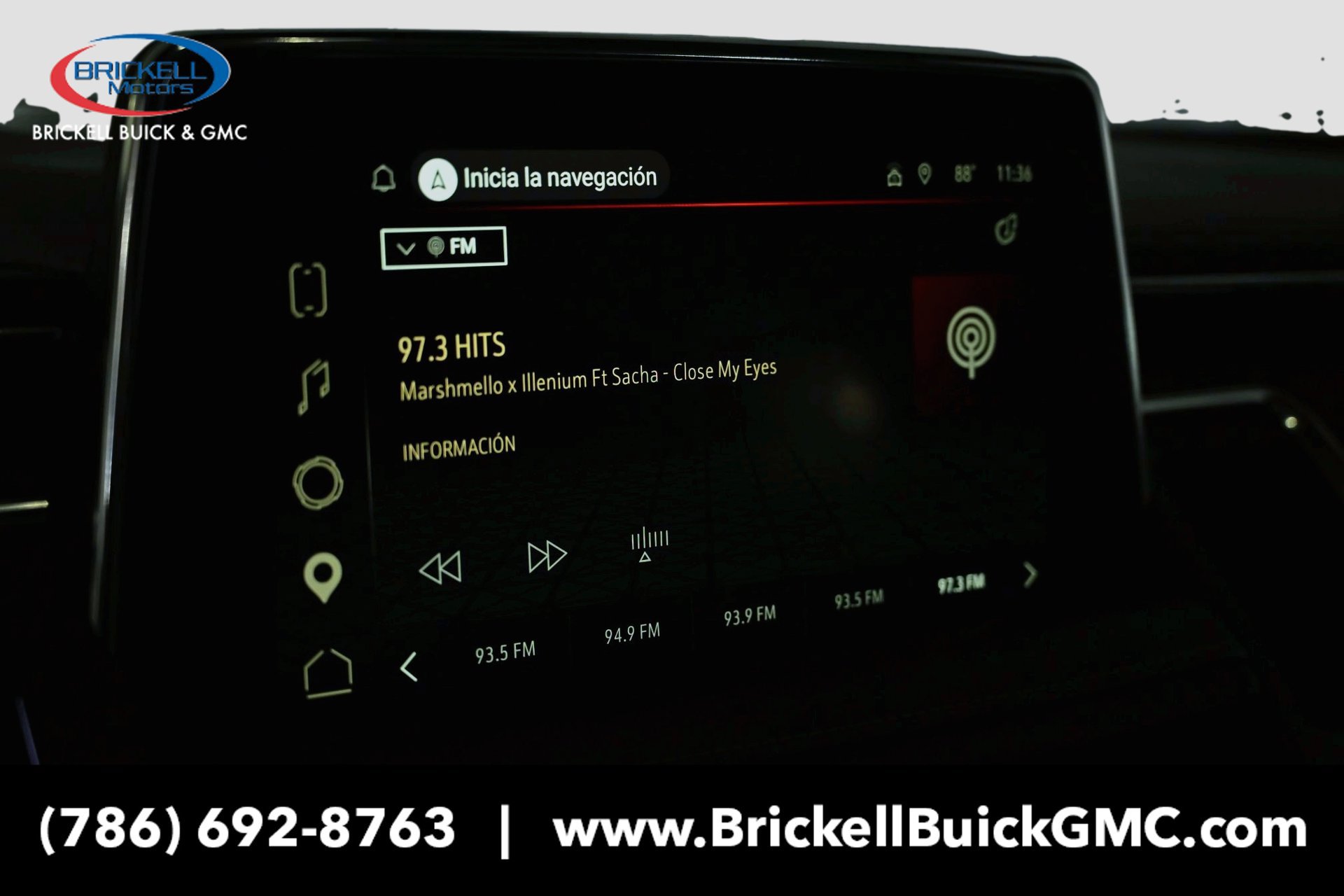 Used 2023 GMC Yukon XL SLT AWD/4WD image 29