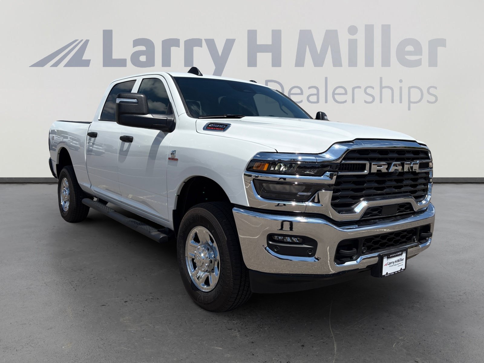 New 2026 RAM 2500 Tradesman AWD/4WD image 8