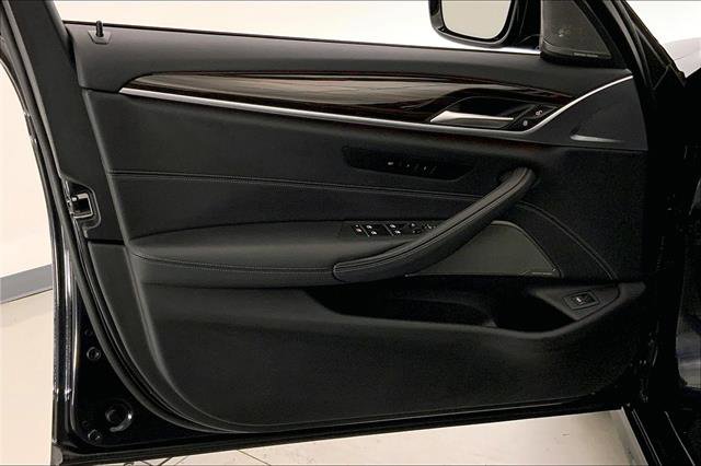 Certified 2022 BMW 540i xDrive w/ M Sport Package image 24