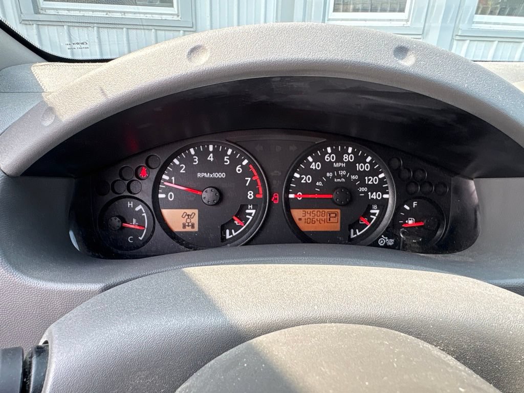 Used 2016 Nissan Frontier SV w/ SV Value Truck Package AWD/4WD image 4