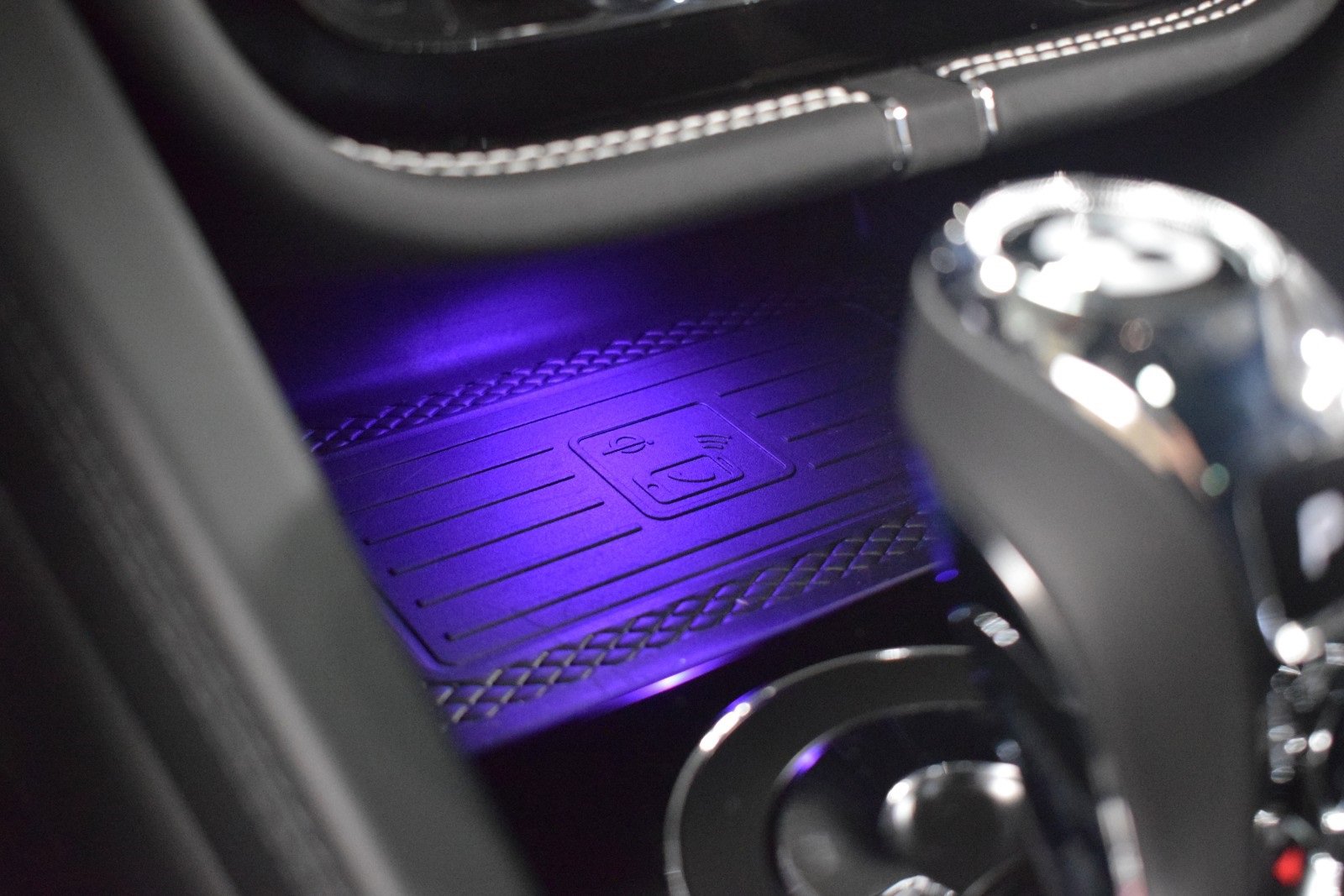 Used 2023 Bentley Bentayga image 33