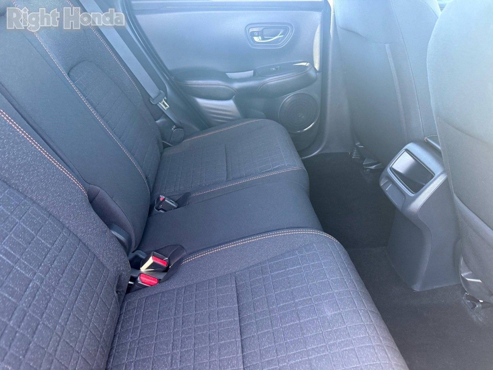 Certified 2025 Honda HR-V Sport image 29