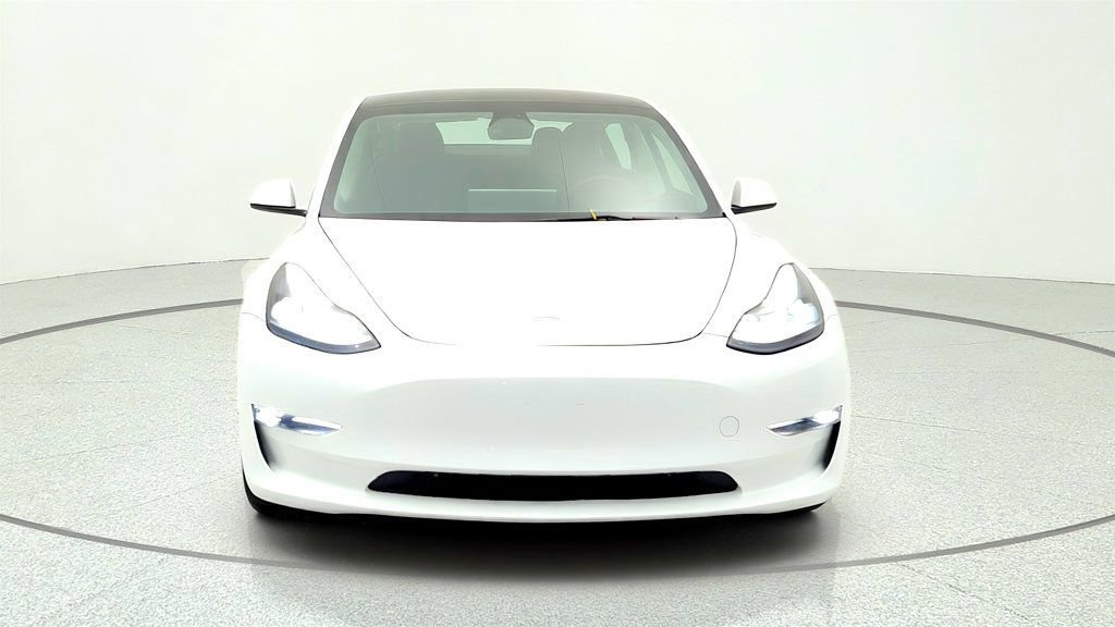 Used 2023 Tesla Model 3 Standard Range RWD image 2