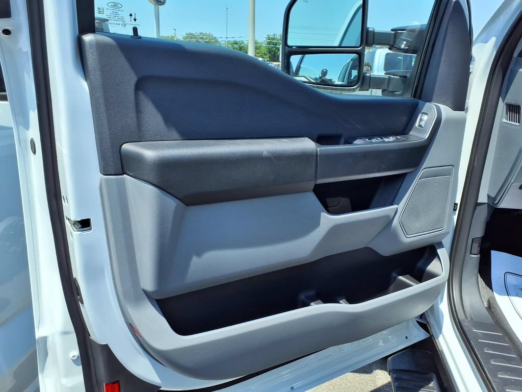 New 2026 Ford F350 XL AWD/4WD image 7