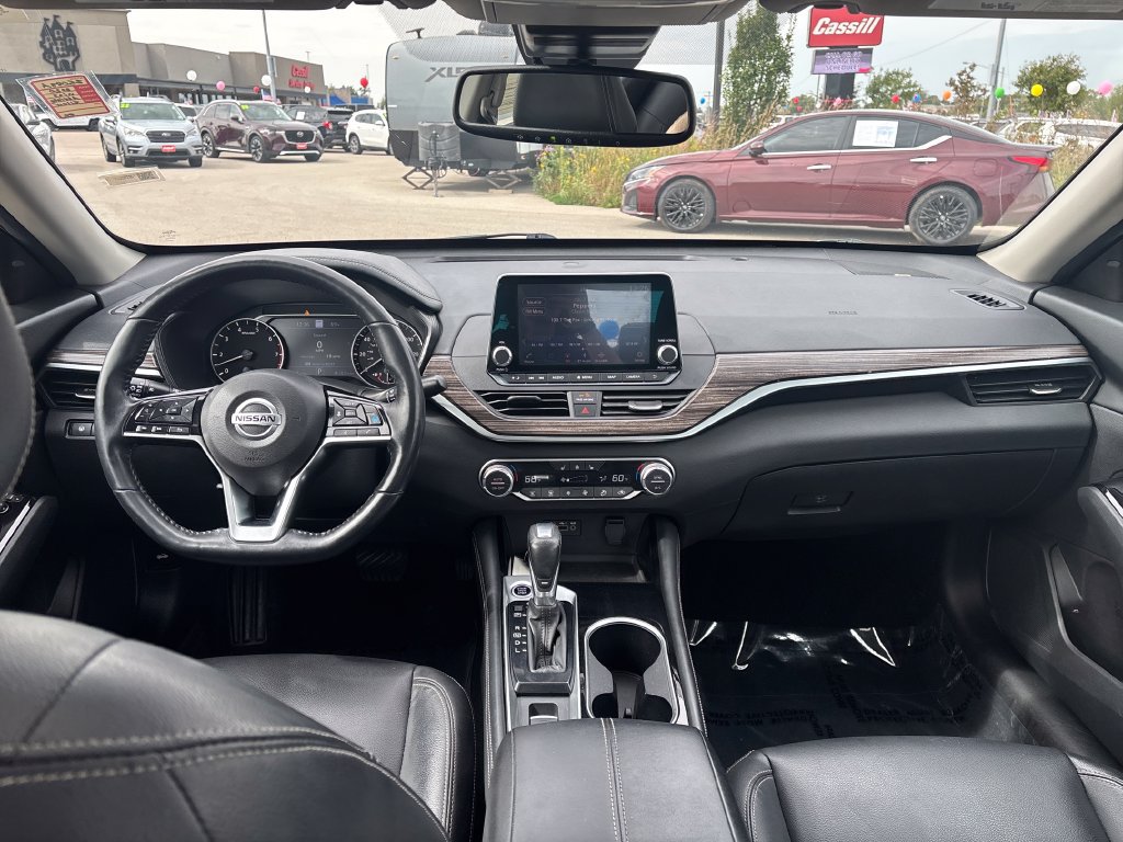 Used 2020 Nissan Altima 2.5 SL FWD image 17